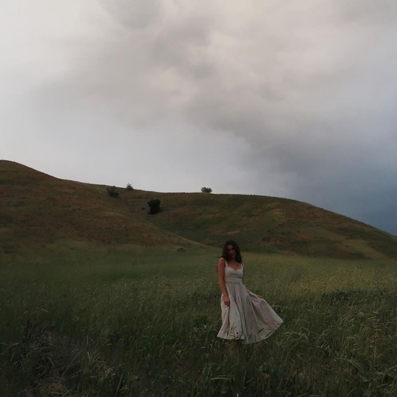 Meshki Cream Midi Dress - Picture 3 of 4